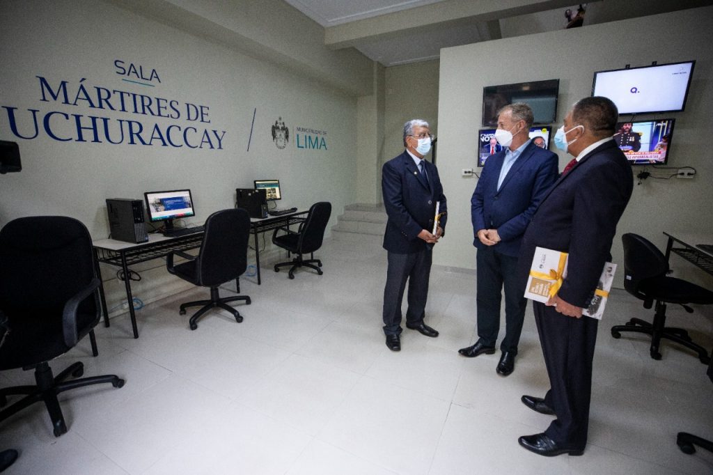 Alcalde de Lima inaugura sala de prensa para medios de comunicación