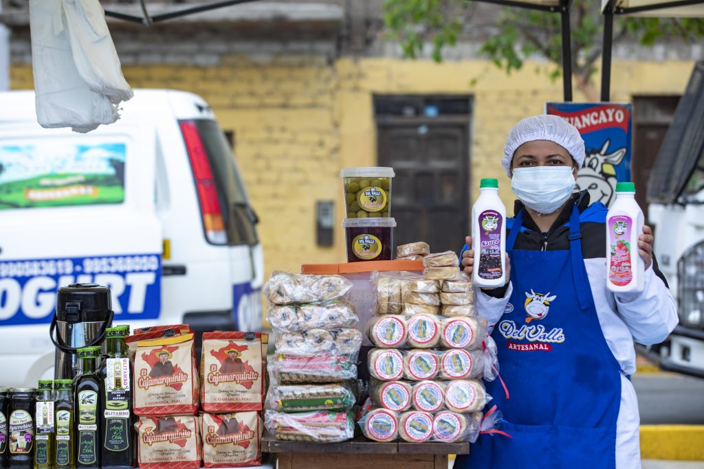 Este miércoles 22 realiza tus compras para la cena navideña en el Mercado Móvil de la MML