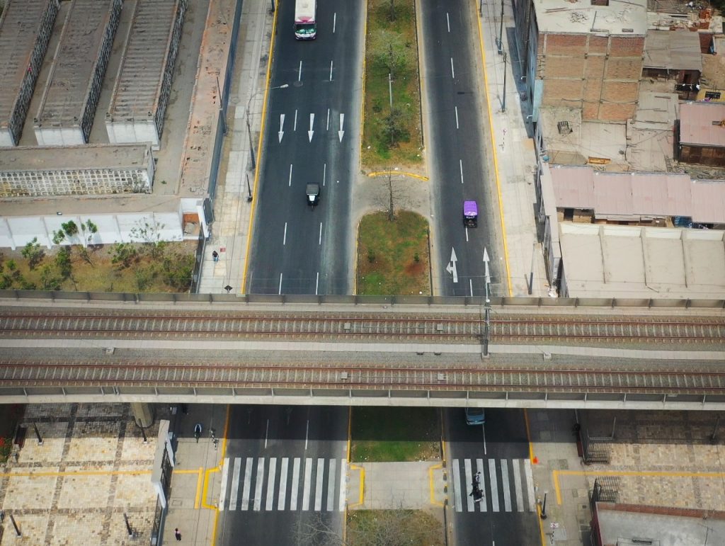 MML mejora la señalización horizontal y vertical en el Jr. Áncash para reforzar la seguridad vial