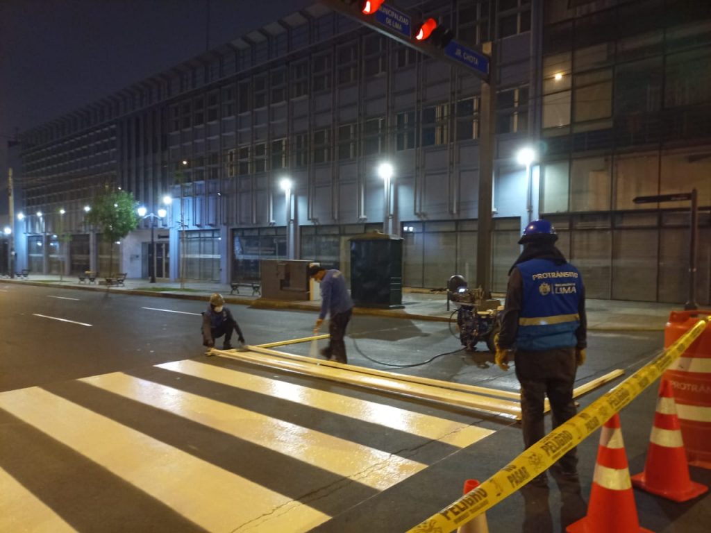 MML mejoró la señalización horizontal en ocho intersecciones de la Av. Bolivia