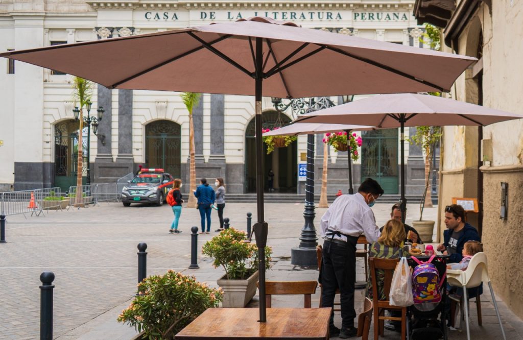 MML recibe reconocimiento del Ministerio de Vivienda por la promoción de terrazas gastronómicas