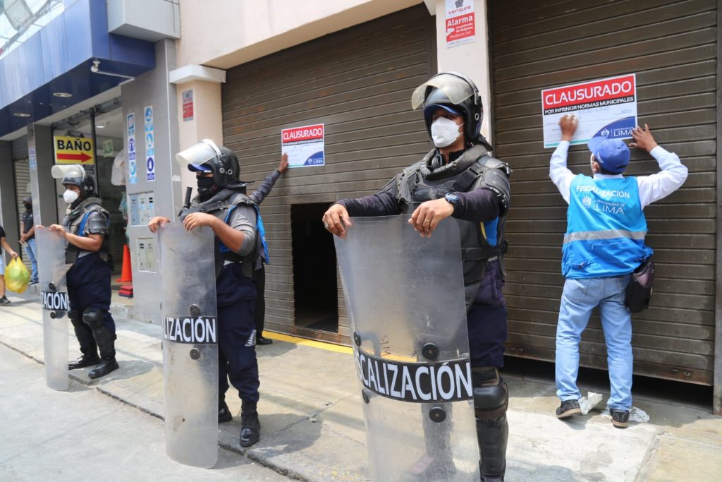 Mesa Redonda: MML clausura pollería por no cumplir con medidas de seguridad