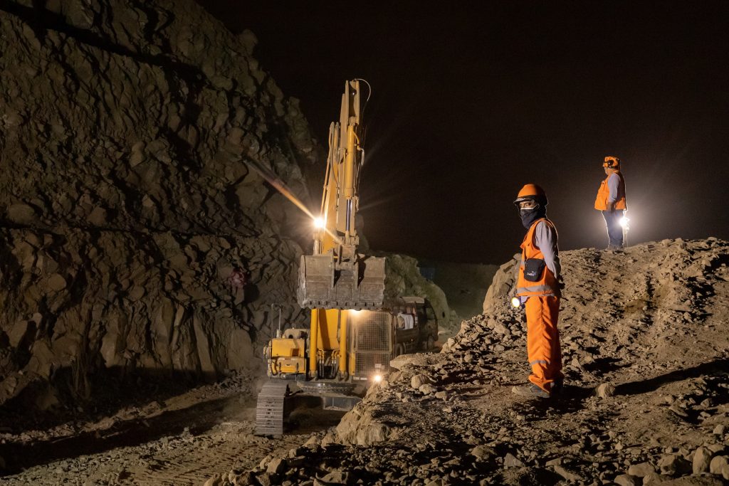 MML ejecuta trabajos nocturnos en nueva vía Pasamayito