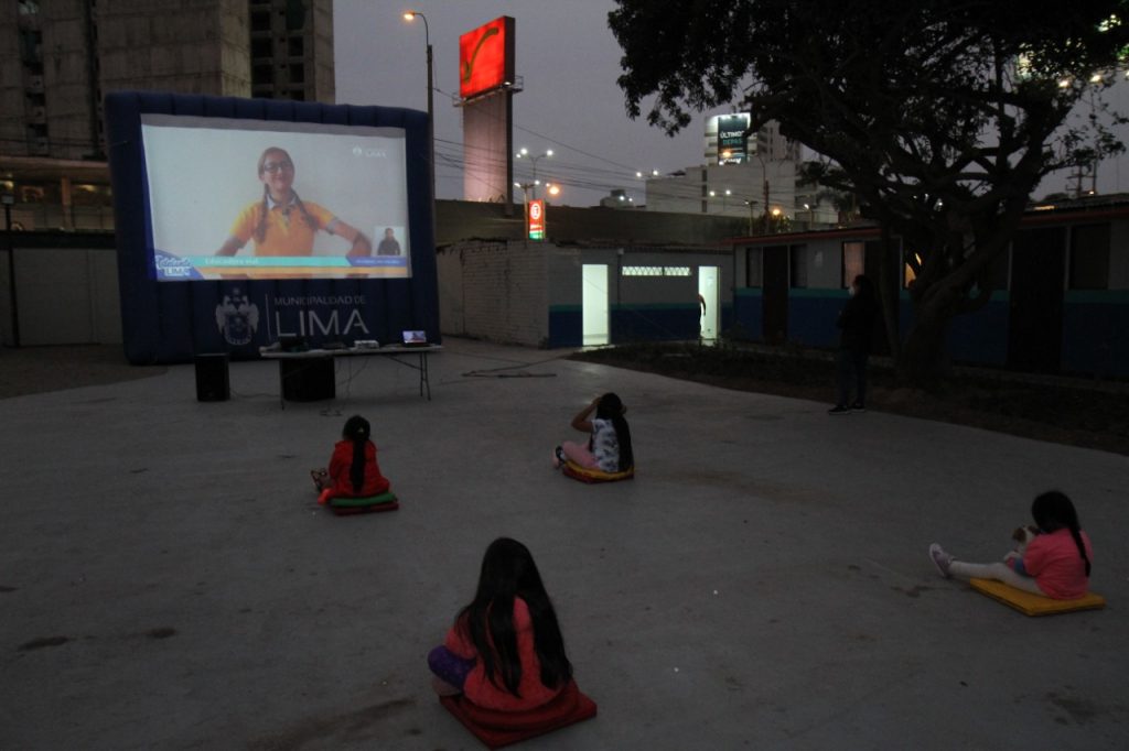 Pantalla gigante de la Municipalidad de Lima proyectará videos de seguridad vial en varios distritos