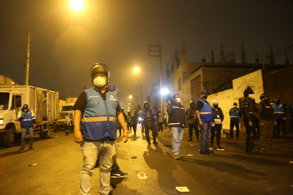 Barrios Altos: MML y PNP intervienen depósitos clandestinos donde se almacenaba y comercializaba chatarra