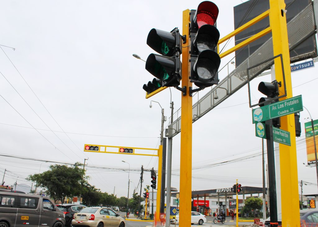 MML realizó mejoras integrales de semaforización en el paso a desnivel del óvalo Monitor Huáscar y su zona de influencia