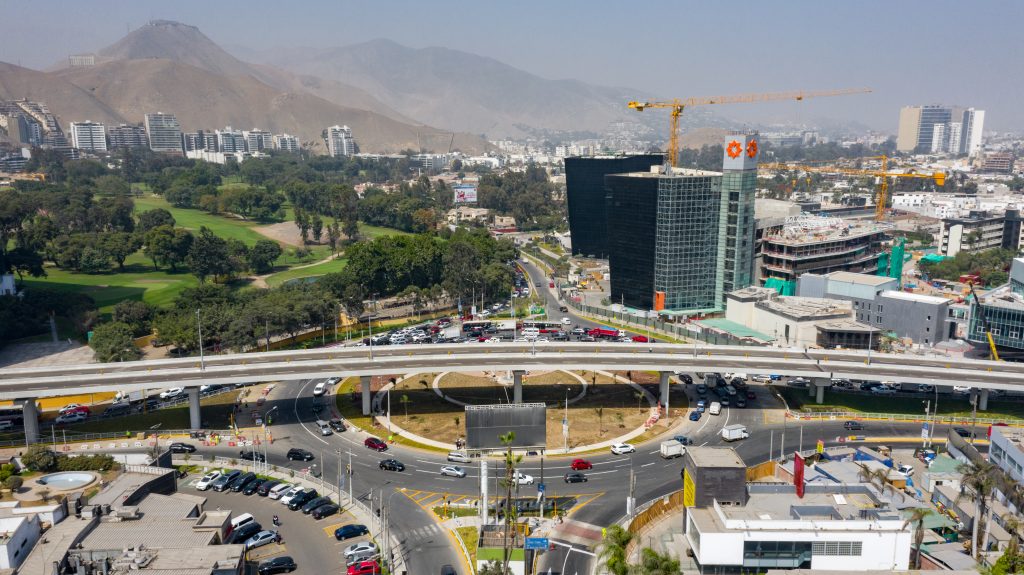 MML retira cerco de obra de paso a desnivel en el óvalo Monitor Huáscar