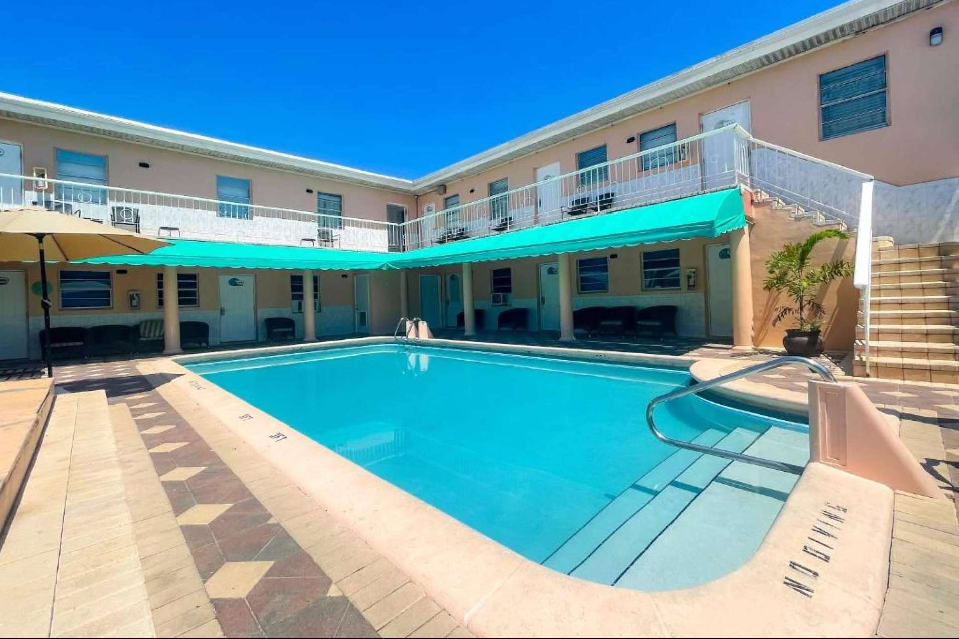 ¿Por qué alojarse en los Hollywood by the sea hotel de Hollywood Beach Hotels?